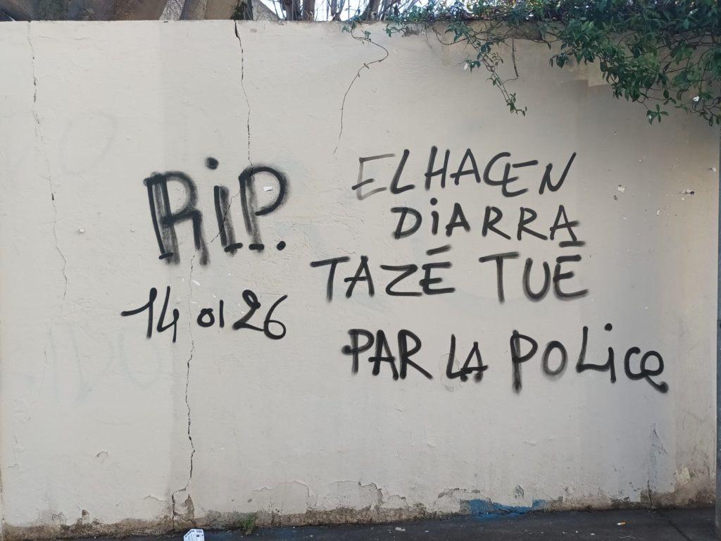 RIP - El Hacen Diarra Tazé et Tué par la police 14 janvier 2026. Les murs parlent, la masse se tait !